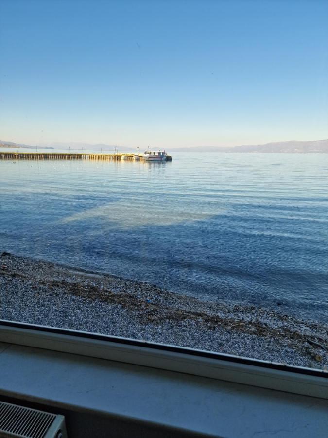 Hotel Restaurant Savoja Pogradec Exterior photo